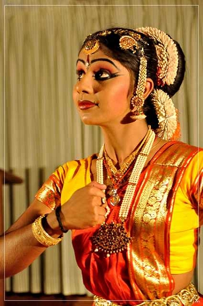 50944 Bharata Natyam 01-2014 (Zz) (Copier).jpg